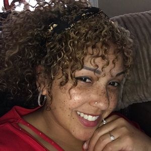 Meet your Posher, Ajia